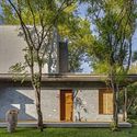 Krishnan House / Khosla Associates - Houses, Garden, Facade, Door