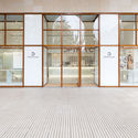 Optic Shop Renovation / Arnau Vergés Tejero - Store, Door, Facade, Column, Arch