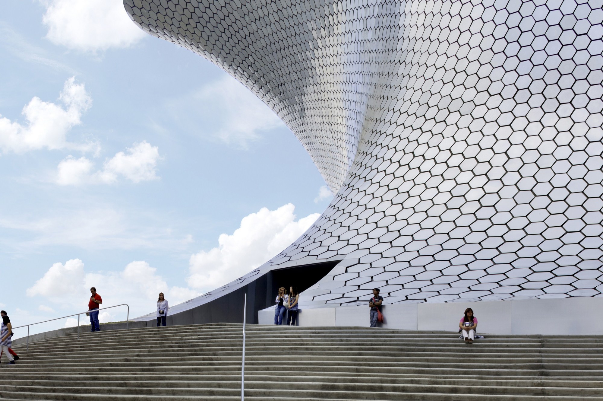 Museo Soumaya / FR-EE Fernando Romero Enterprise | ArchDaily