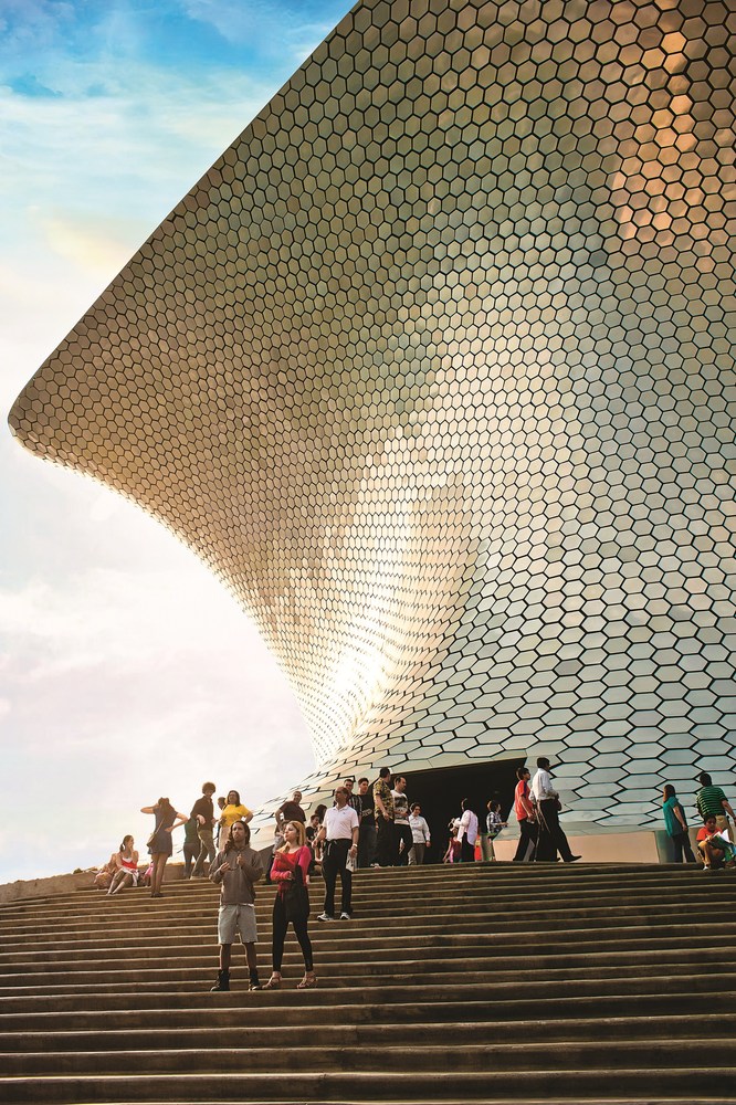 Soumaya Museum / FR-EE Fernando Romero Enterprise,© Adam Weisman