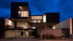 CH House / GLR Arquitectos
