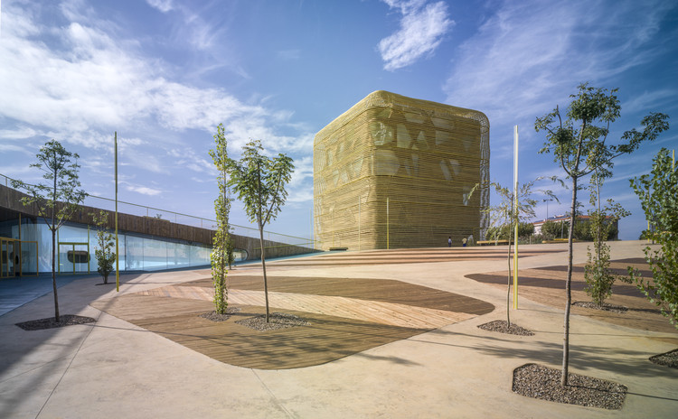 © Jesús Granada