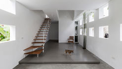 The Cul-de-sac House / Nguyen Khac Phuoc Architects