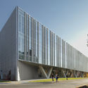 ARTlab  / Patkau Architects  + LM Architectural Group  - Student Hall, Facade
