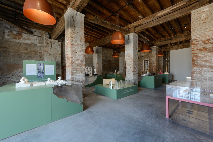 Photo by Andrea Avezzù. Image Courtesy of La Biennale di Venezia