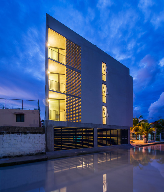 Estudios Donceles / JC Arquitectura + O’Gorman & Hagerman  - Ventanas, Fachada