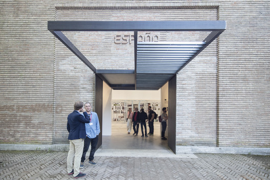 AD Interviews: Golden Lion Winners Iñaqui Carnicero & Carlos Quintáns / 2016 Venice Biennale