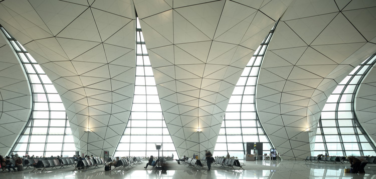 Shenyang Taoxian International Airport Terminal 3 / CNADRI - Image 1 of 14