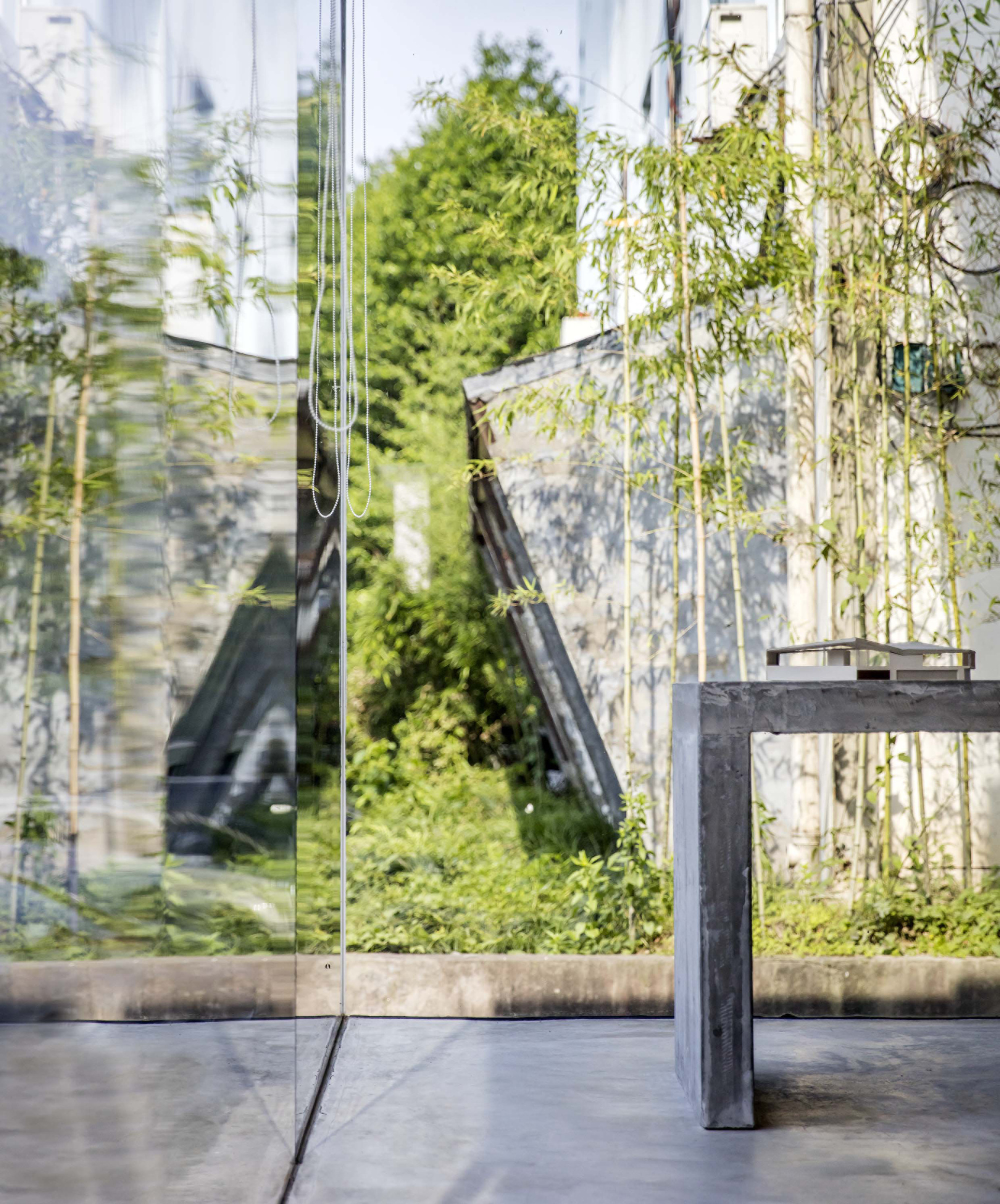 画廊 STUDIO QI建筑事务所(杭州)&万境设计办公室改造 / 戚山山,黄明健 - 5