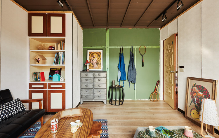 J.Y. Living Experiment Studio / HAO Design - Wood, Windows