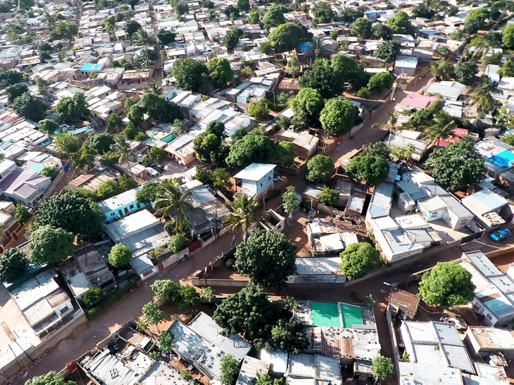 Casas Melhoradas Reimagines Affordable Housing in Maputo, Mozambique - Featured Image