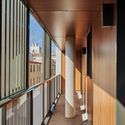 Cervantes Building / Saiz+Rendueles Arquitectos - Apartments, Facade, Handrail, Column