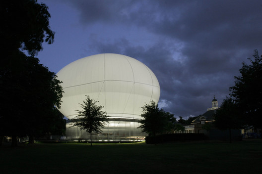 Round-Up: The Serpentine Pavilion Through the Years Round-Up: The Serpentine Pavilion Through the Years - Image 20 of 38