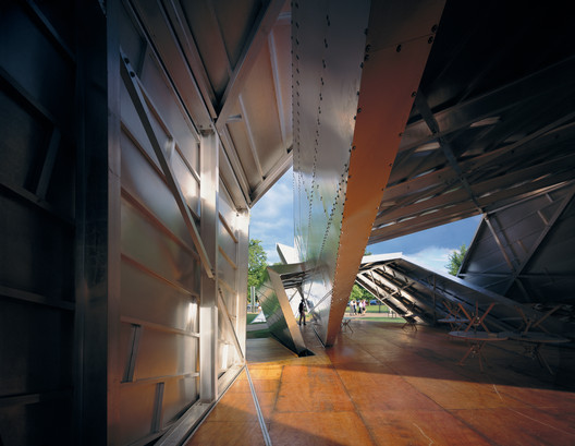 Round-Up: The Serpentine Pavilion Through the Years Round-Up: The Serpentine Pavilion Through the Years - Image 14 of 38