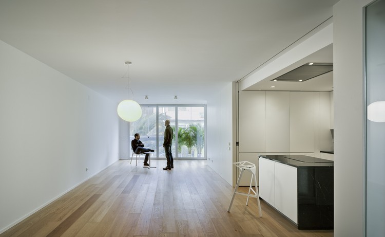 La Serre  / IP Arquitectos - Countertop, Windows, Chair, Sink