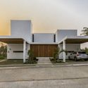 Casa Guazuma / Alberto Zavala Arquitectos - Casas, Fachada, Puerta
