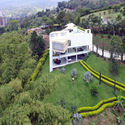 Casa La Mina  / Carlos Eduardo Molina  - Casas, Jardín