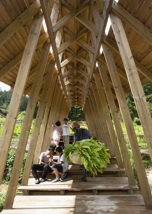 Wind and Rain Bridge / Donn Holohan - The University of Hong Kong - Beam, Garden