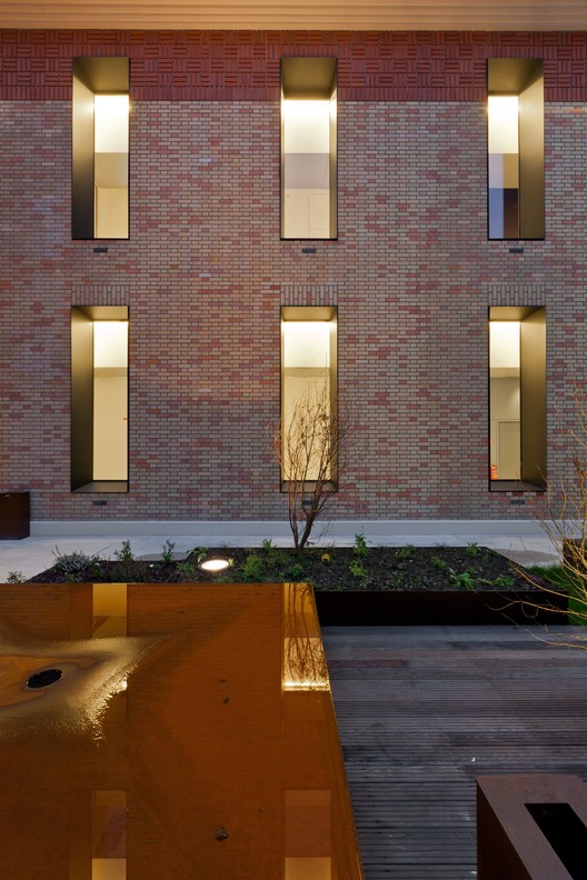 Complejo hospitalario Broussais  / a+ samueldelmas - Imagen 4 de 20