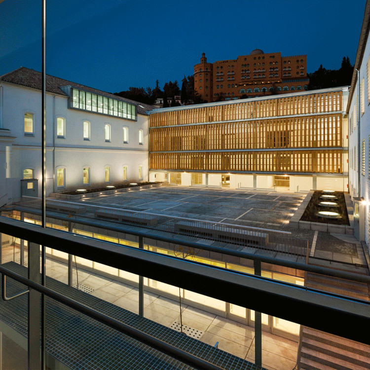 Alternatives / Alternatives: la exhibición de las 22 obras ganadoras de la XIII Bienal Española de Arquitectura y Urbanismo - Más Imágenes