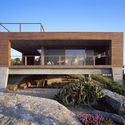 Casa La Roca  / Mathias Klotz - Casas, Fachada, Fijación Vigas