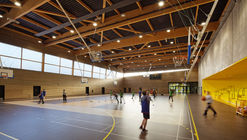 Escola de Ensino Médio, Ginásio e Centro Cultural / Chartier Dalix Architectes