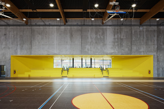 Escola de Ensino Médio, Ginásio e Centro Cultural / Chartier Dalix Architectes - Imagem 4 de 33