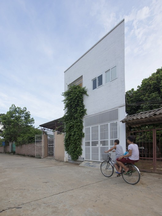 Binh House  / Landmak Architecture - Facade