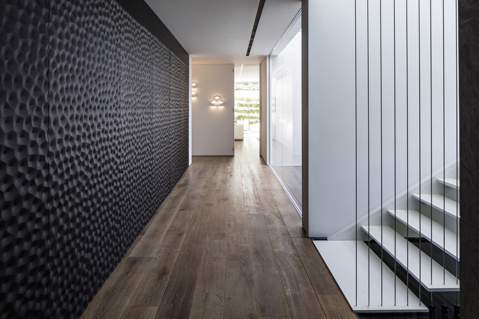 Gallery of J House / Pitsou Kedem Architects - 12