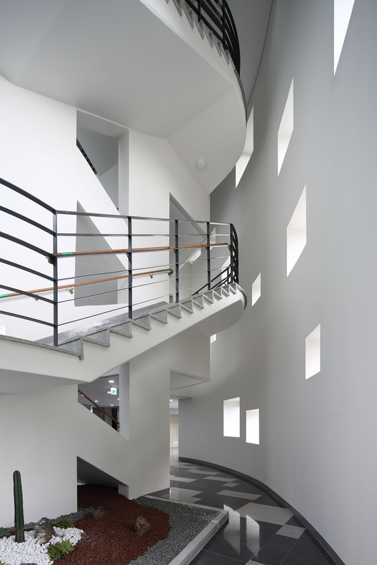 Adagio Valley for Department of Music at University of Seoul / Wooridongin Architects - Stairs, Lighting, Handrail, Windows