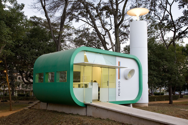 Posto Comunitário de Segurança  /  Sérgio Roberto Parada Arquitetos Associados - Mais Imagens