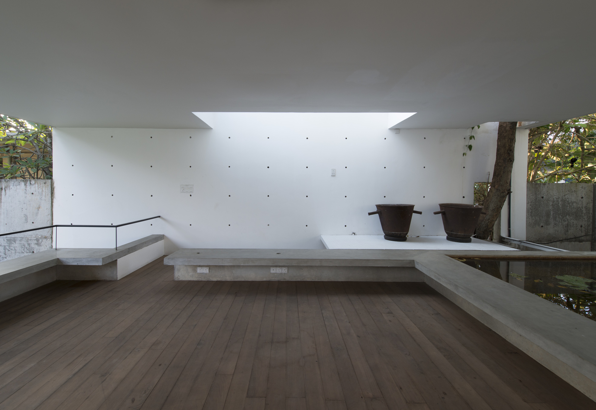 Gallery of Leisure Pavilion / Palinda Kannangara Architects - 9