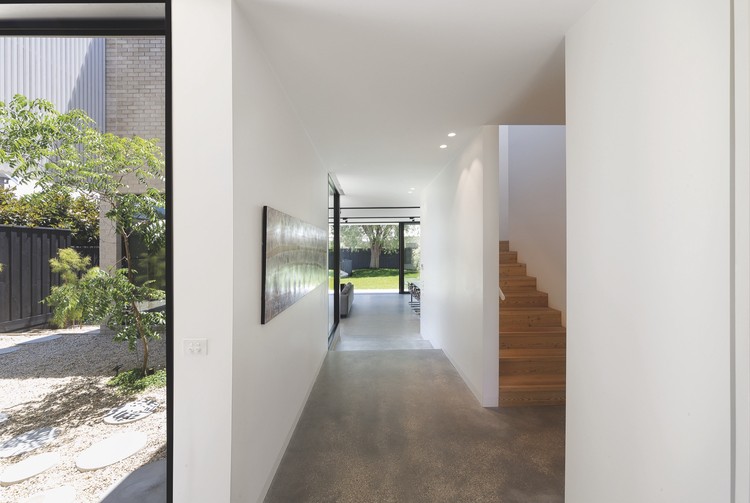 Hidden House  / Jackson Clements Burrows  - More Images