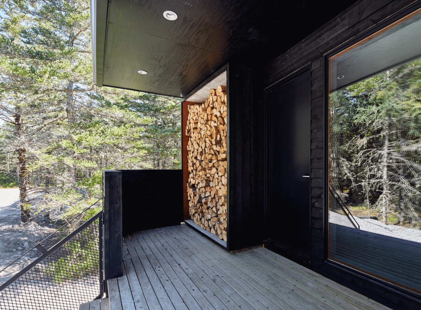 Gallery of Lockeport Beach House / Nova Tayona Architects 12