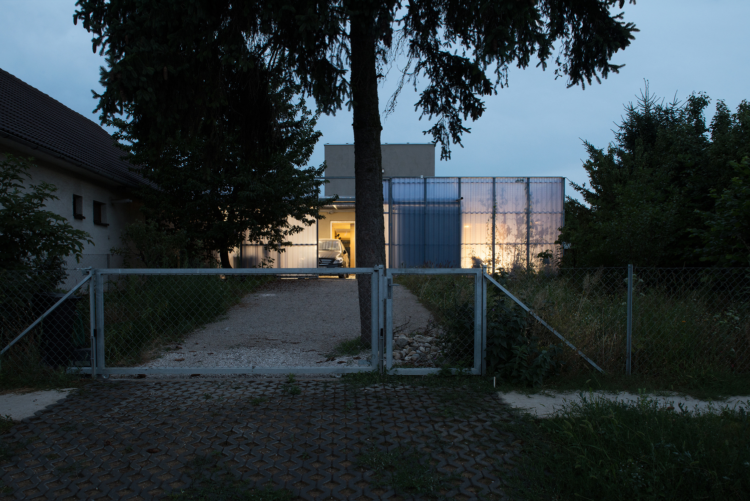 Gallery of House in a House / Plural 9