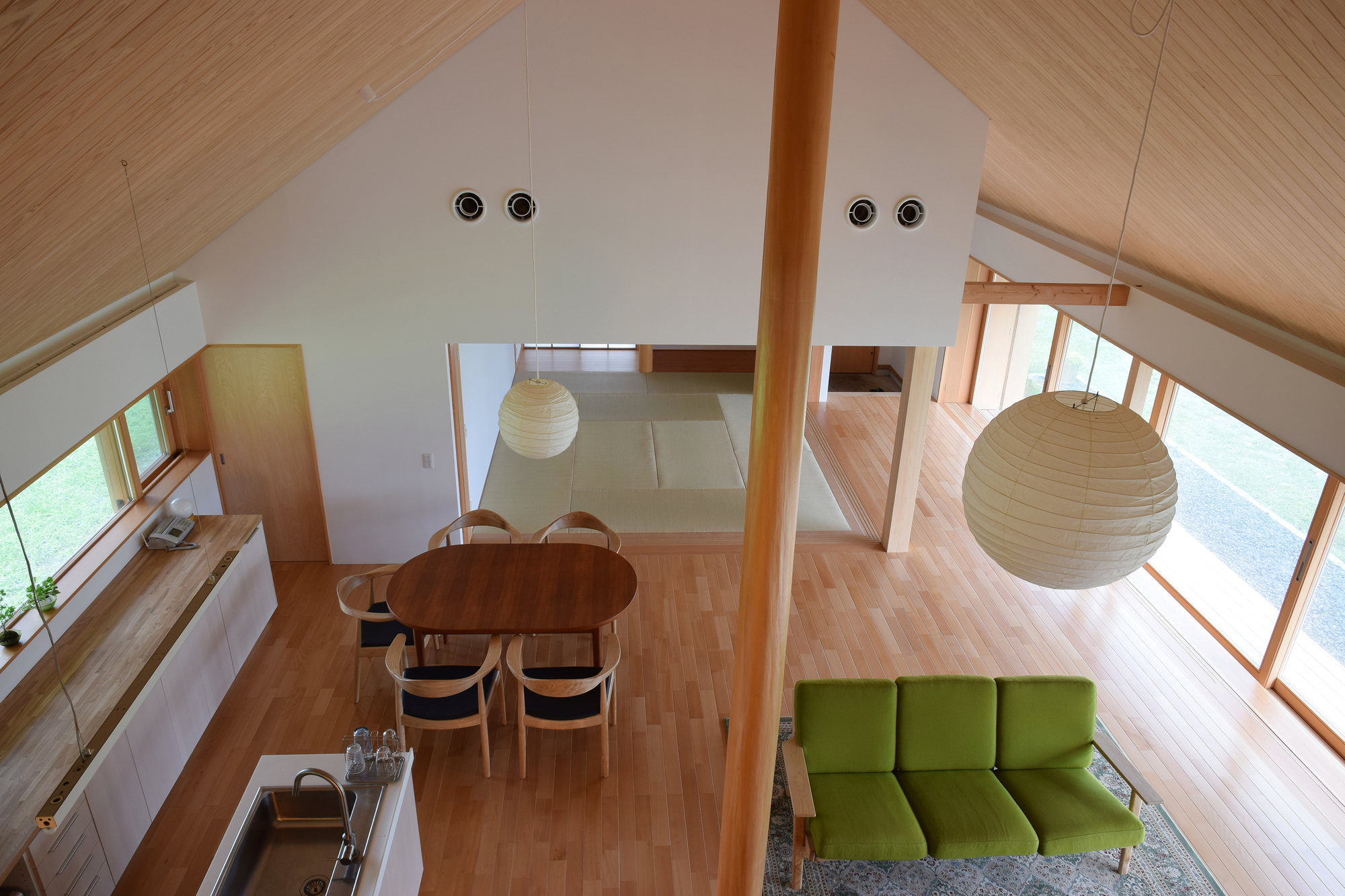 Gallery of House in Atsugi / Masashi Kikkawa + Hisashi Ikeda 9