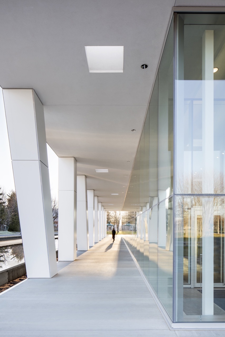 Gallery of Diane Dufresne de Repentigny Art Center / ACDF Architecture 2