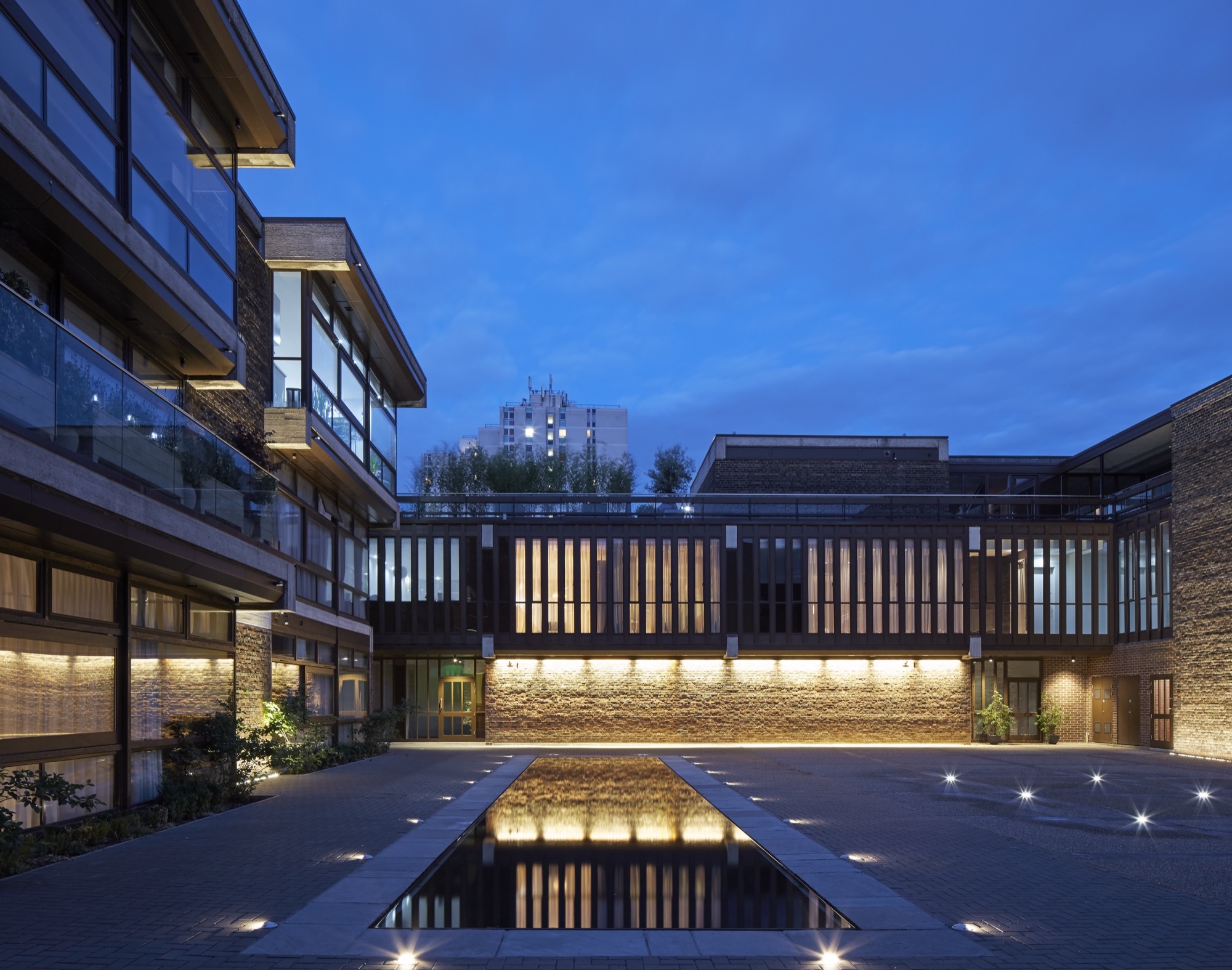 Galería de Baylis Old School / Conran and Partners 11