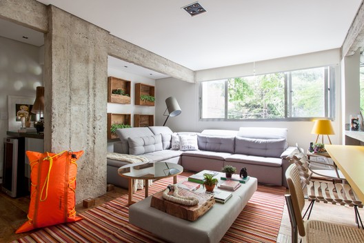 Apartamento Asia / Mestisso Apartamento Asia / Mestisso - Sofá, Mesa, Janela, Cadeira