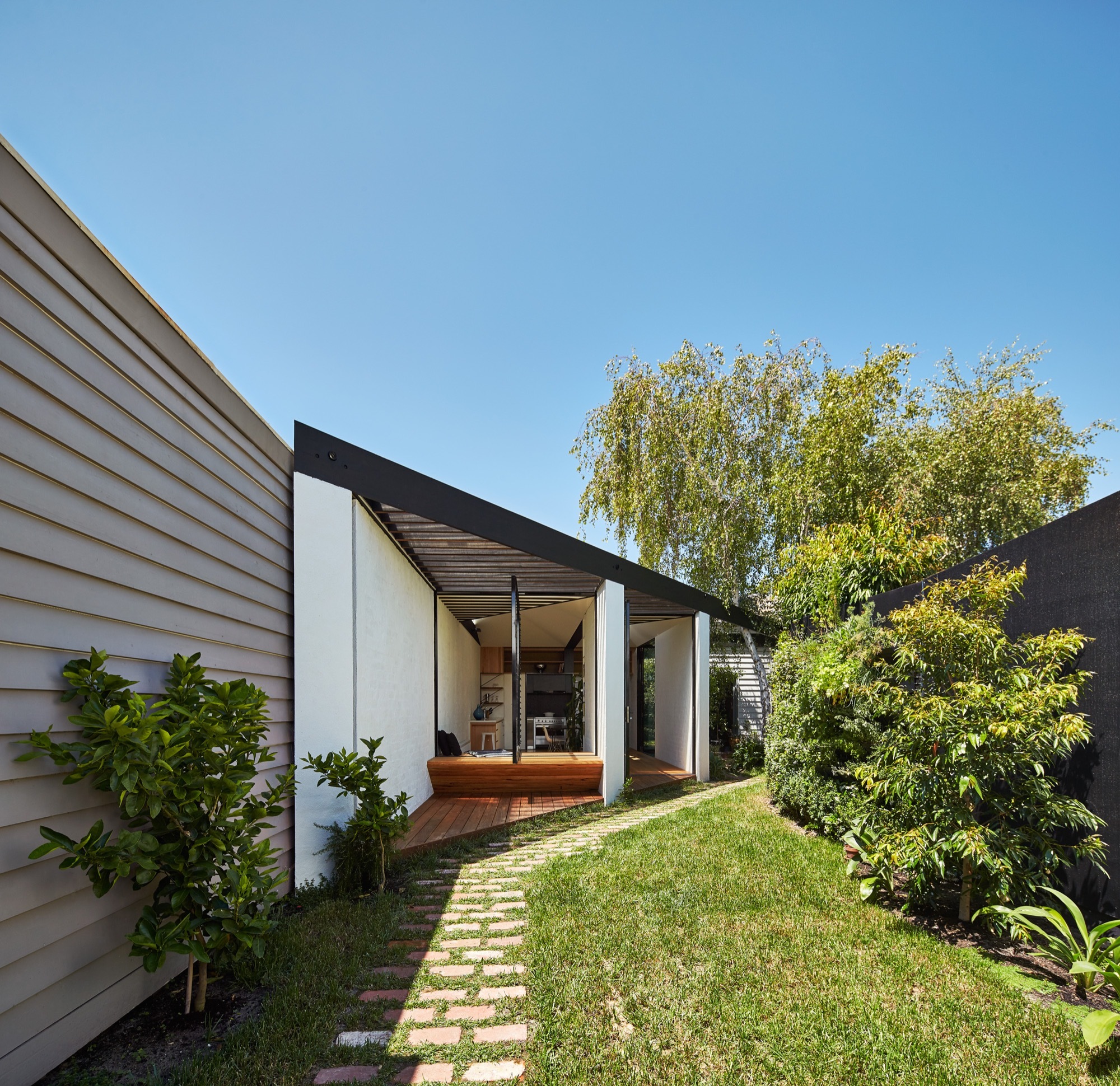 Gallery of The Kite / Architecture Architecture 8