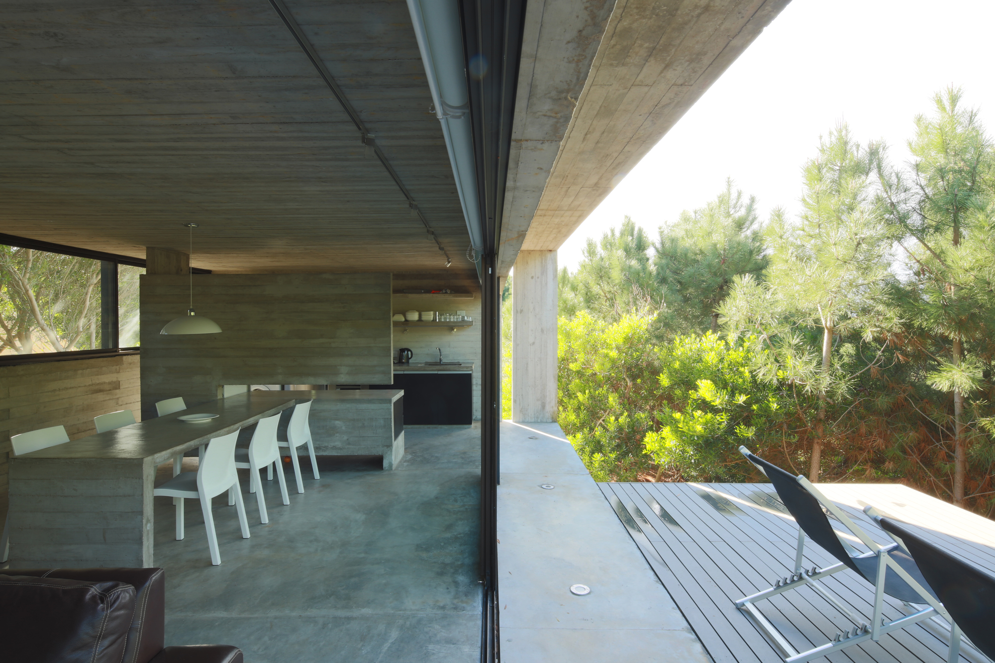 Gallery of Roland House / BAK Arquitectos 19