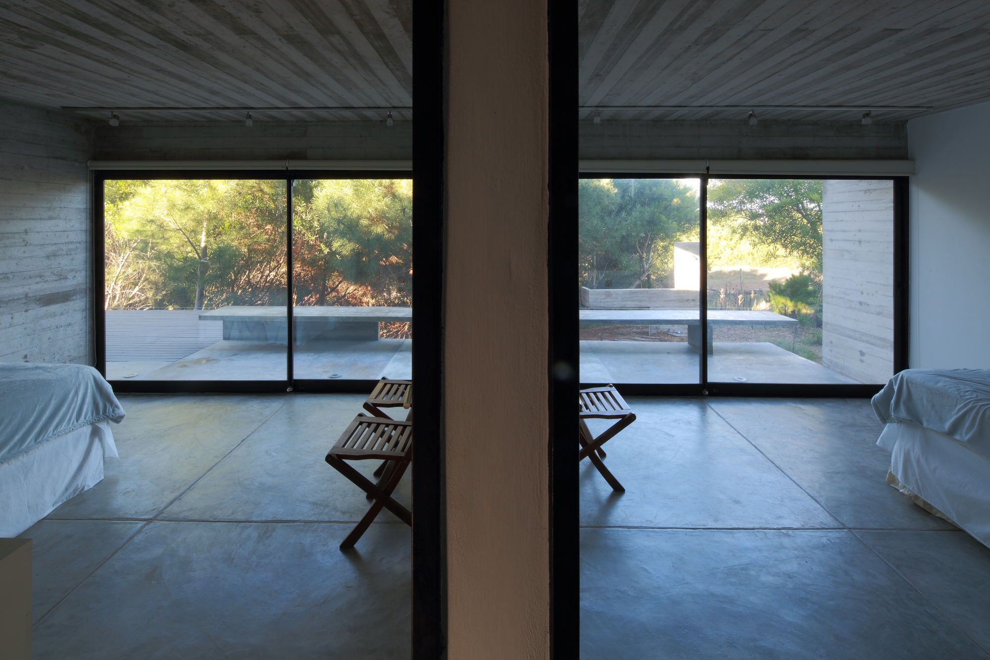 Gallery of Roland House / BAK Arquitectos 27