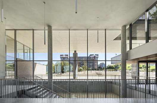 大诺瓦西的中学 / 2/3/4/事务所 - 12 的图像 28