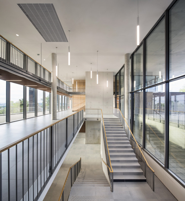 大诺瓦西的中学 / 2/3/4/事务所 - 5 的图像 28