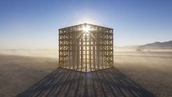 Renaixement / Pink Intruder