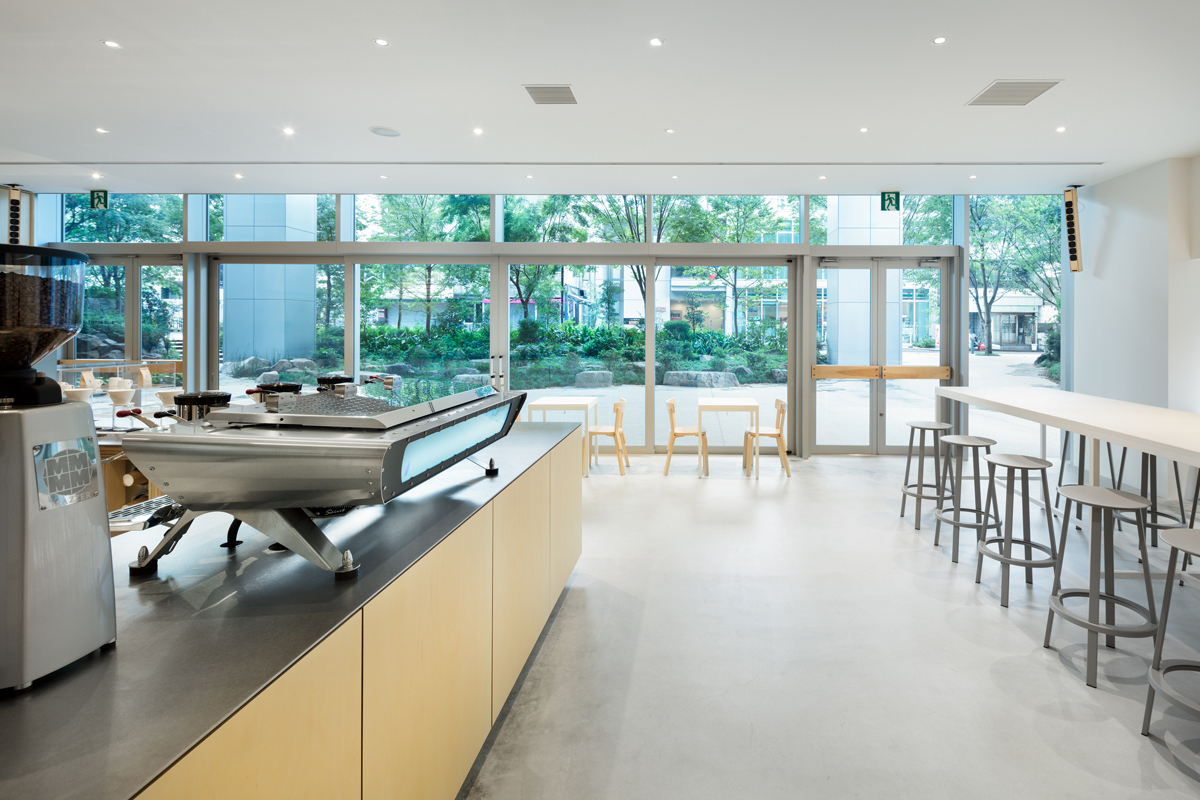 Gallery of Blue Bottle Coffee ROPPONGI Cafe / Schemata Architects 9