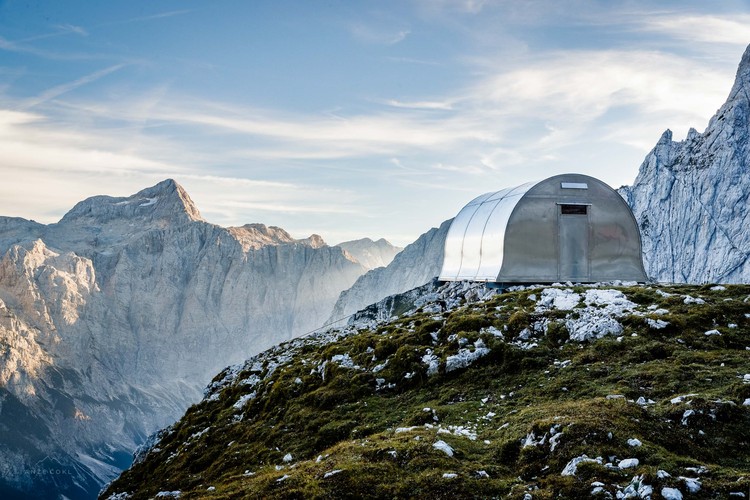 Alpine Shelter “Bivak II na Jezerih” / AO - Image 11 of 37