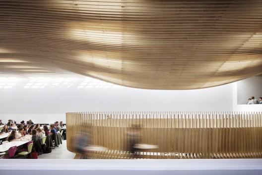 Bruyère High School Cafeteria Refurbishment / SAM architecture - Image 3 of 24