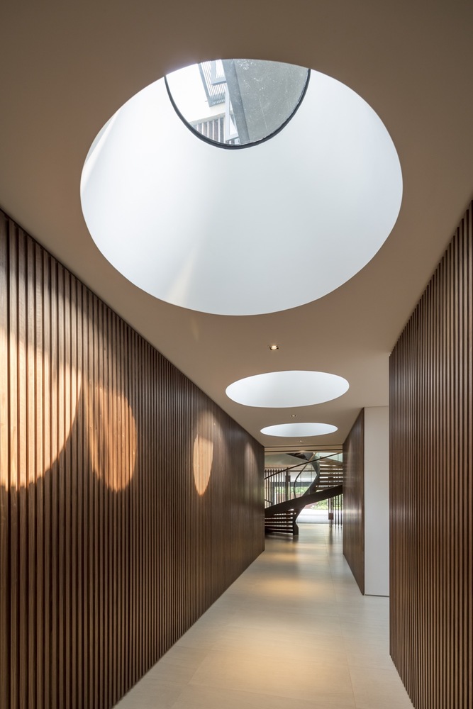 Gallery of Secret Garden House / Wallflower Architecture + Design - 2