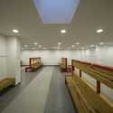Gimnasio Colegio Dunalastair Peñalolén  / Patricio Schmidt  + Alejandro Dumay  - Escuelas